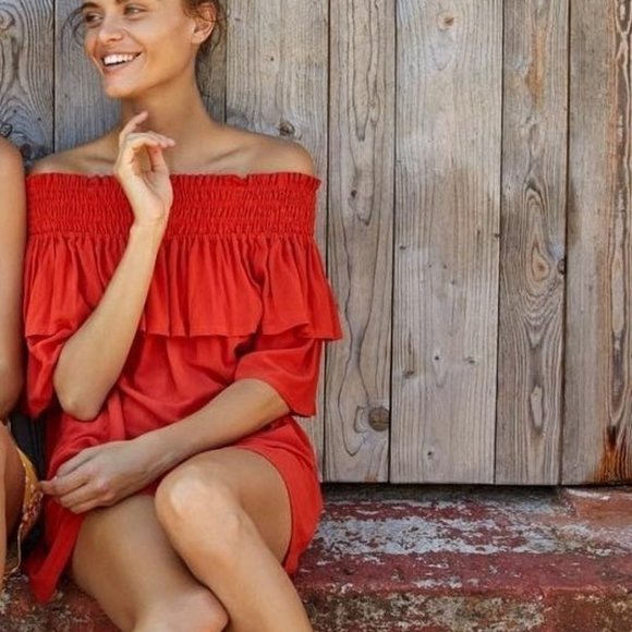 TIGERLILY Shirred Off The Shoulder Dress NWT R$170 - Picture 2 of 11